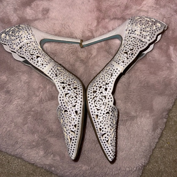 Betsey Johnson Glittering Silver Cut-Out Heels - Picture 7 of 15